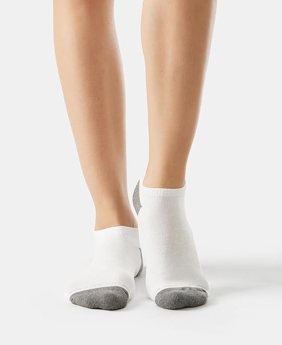 Women's Cotton Nylon Blend Solid Low Show Modern Socks with Stay Fresh Treatment