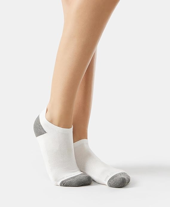 Women's Cotton Nylon Blend Solid Low Show Modern Socks with Stay Fresh Treatment