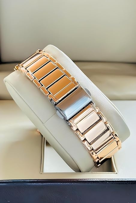 Newly Arrived Women Stainless Steel Casual Watch Embossed Sqaure Dial Women's Watch