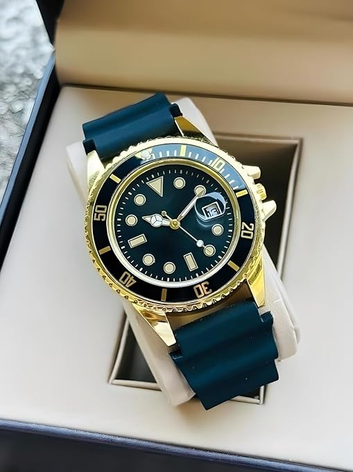 Minimalist Black Dial Date Display with Fancy Hands Rubber Strap Quartz Analog Wrist Watch for Men