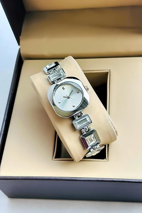 Luxury Round Dial in Square case with Ston Studded brecelet Strap Quartz Analogue Wrist Watches for Women's