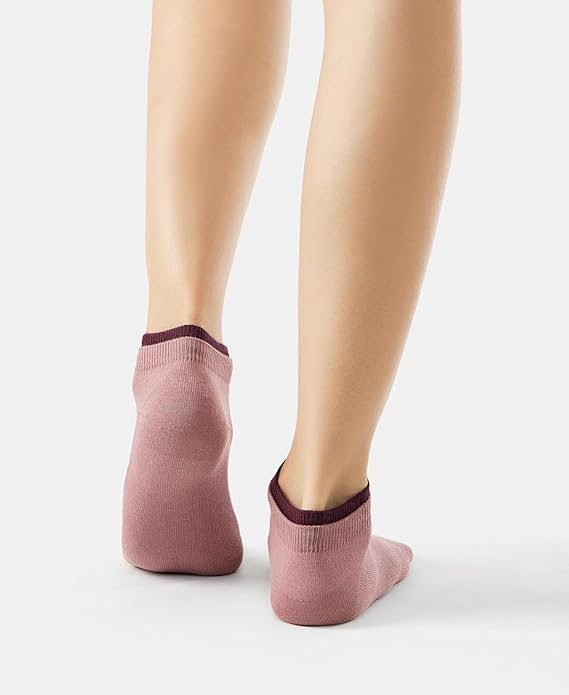 omen's Compact Cotton Stretch Solid Low Show Modern Socks